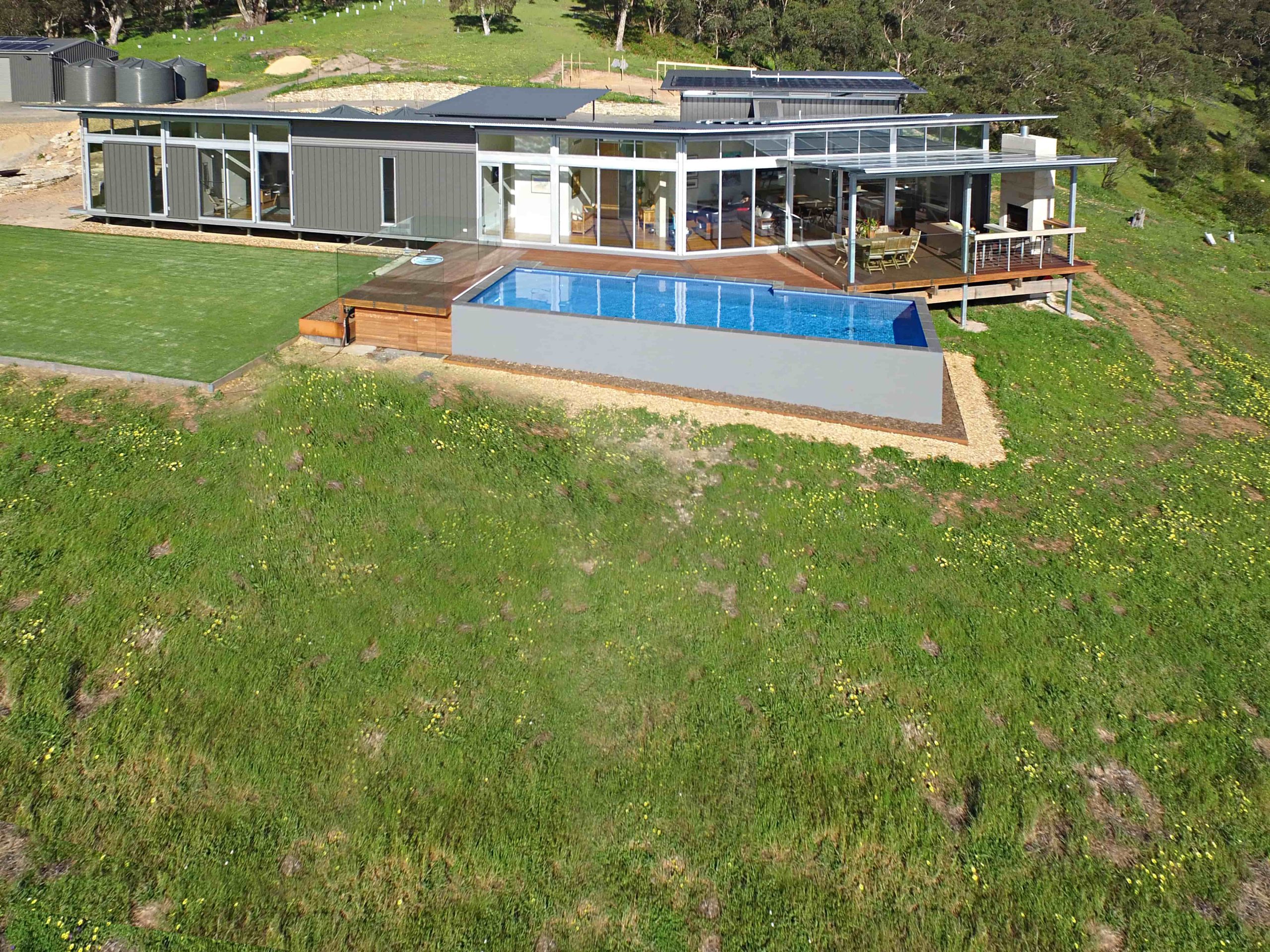 WILLUNGA 4